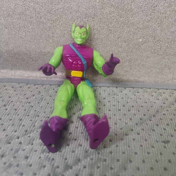 Toy Biz 1994 Green Goblin 5" Action Figure Spider-Man Animated Series Marvel - Picture 2 of 3